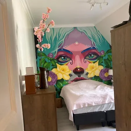 Topfloor Entire * برغن